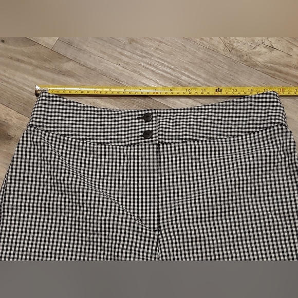 Chico's Black & White Striped Checked Capri Cropped Pants Size: 2 (L) - Picture 2 of 6